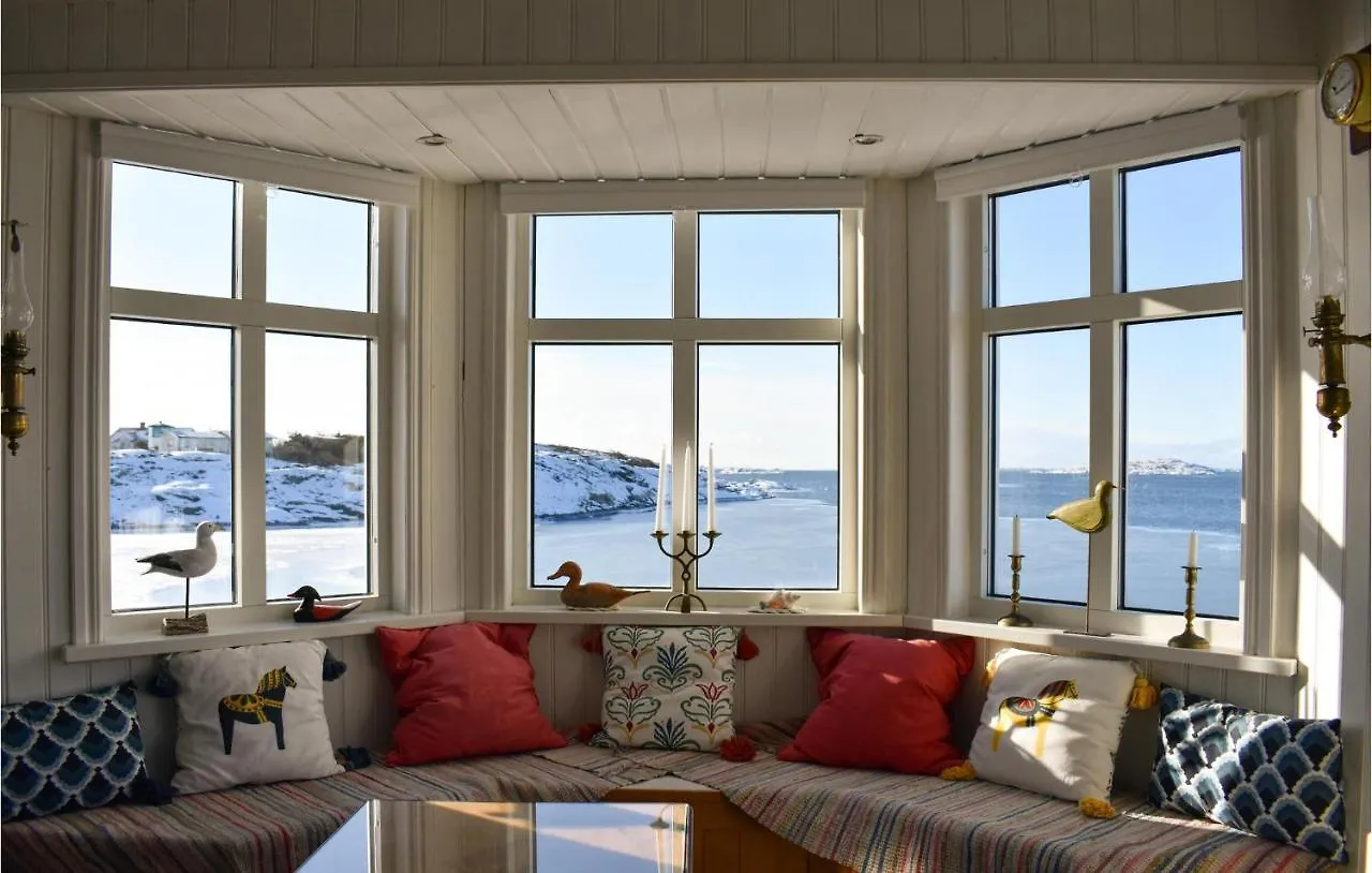 Stunning Home In Torslanda With Jacuzzi, Sauna And Wifi Gothenburg Holiday home