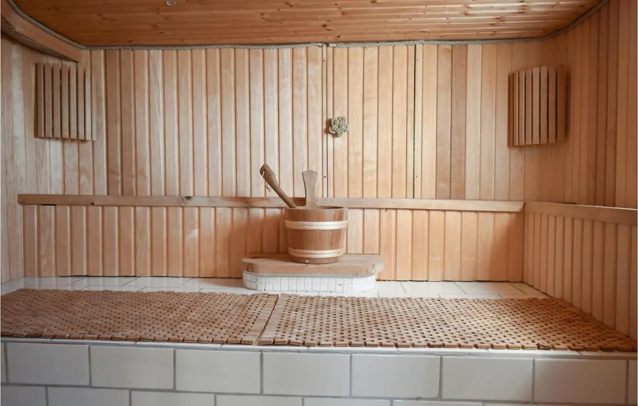 Stunning Home In Torslanda With Jacuzzi, Sauna And Wifi Gothenburg 0*,